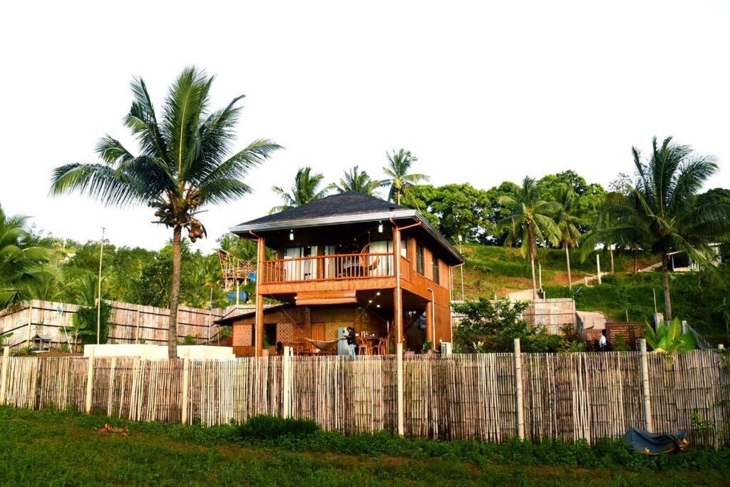 Villa Modern Bahay Kubo In A Farm Near Tagaytay à Tagaytay City Extérieur photo